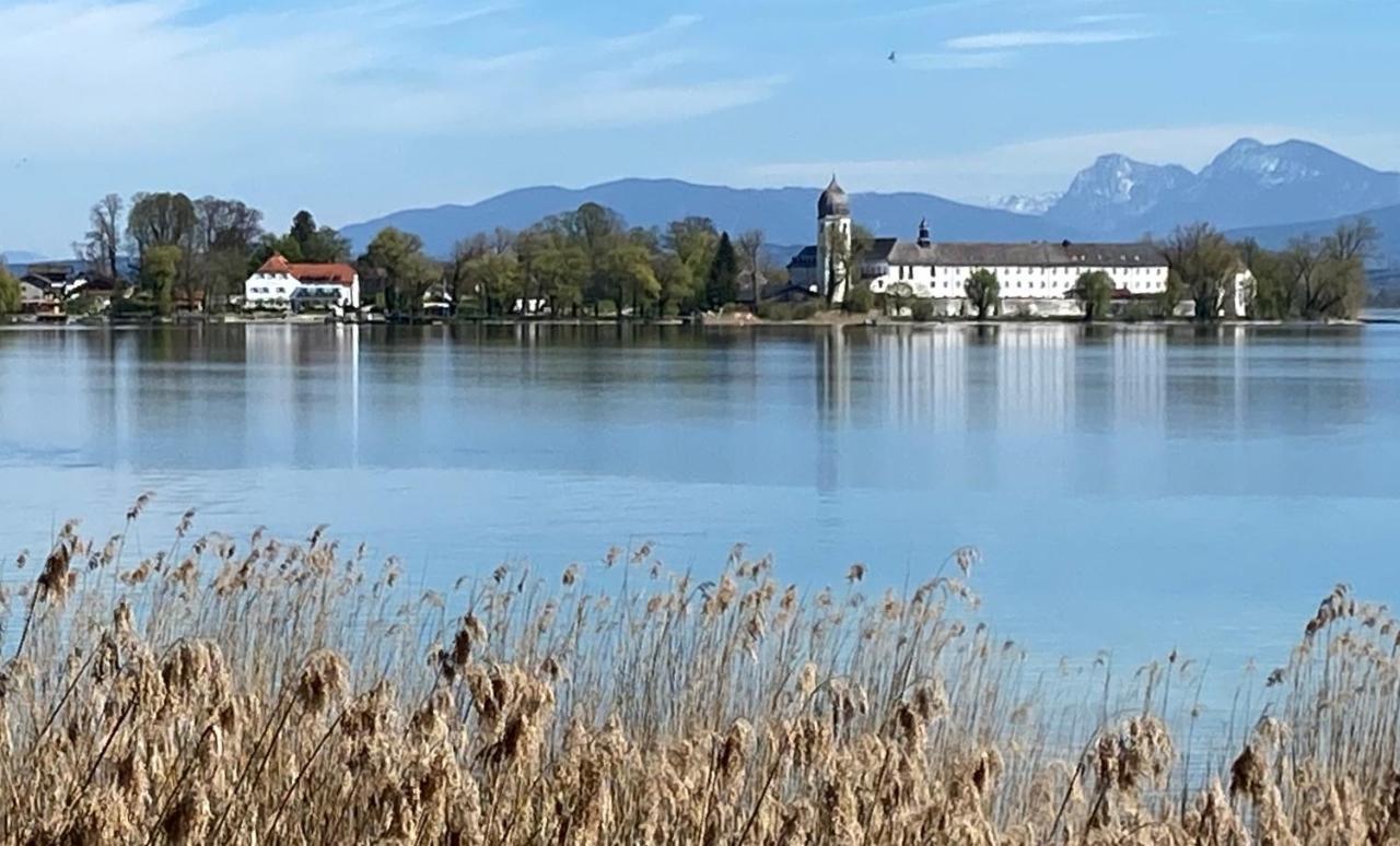 Zuhaeusl Am Chiemsee Appartements Breitbrunn am Chiemsee Exterior photo